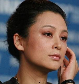 明星叫月月,星光熠熠，月华璀璨的璀璨之星